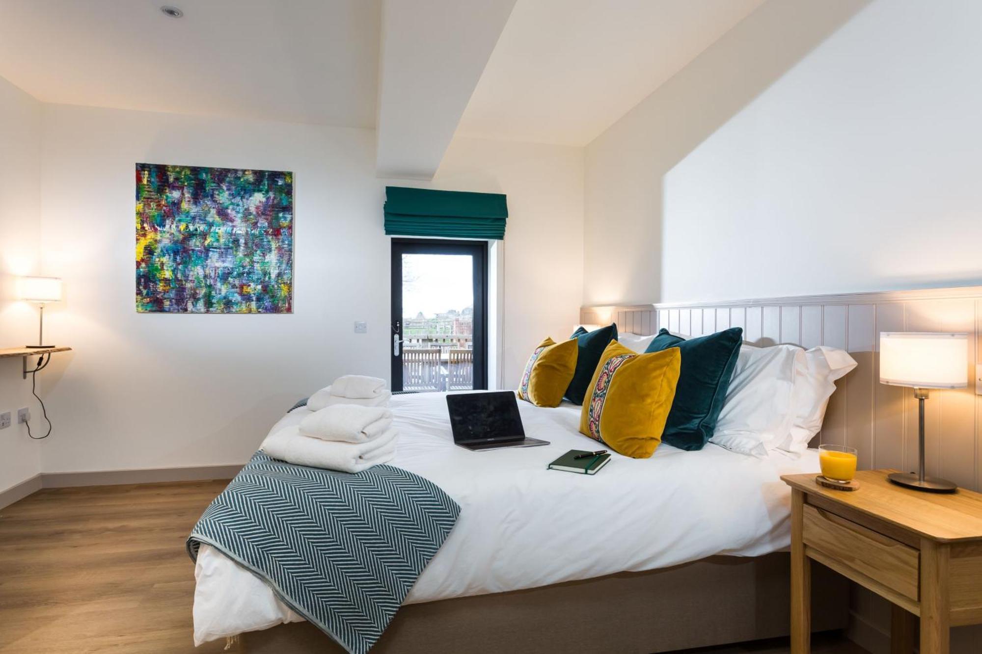 The Barn At Plas Ashpool Sleeps 8 Llandyrnog Exteriér fotografie