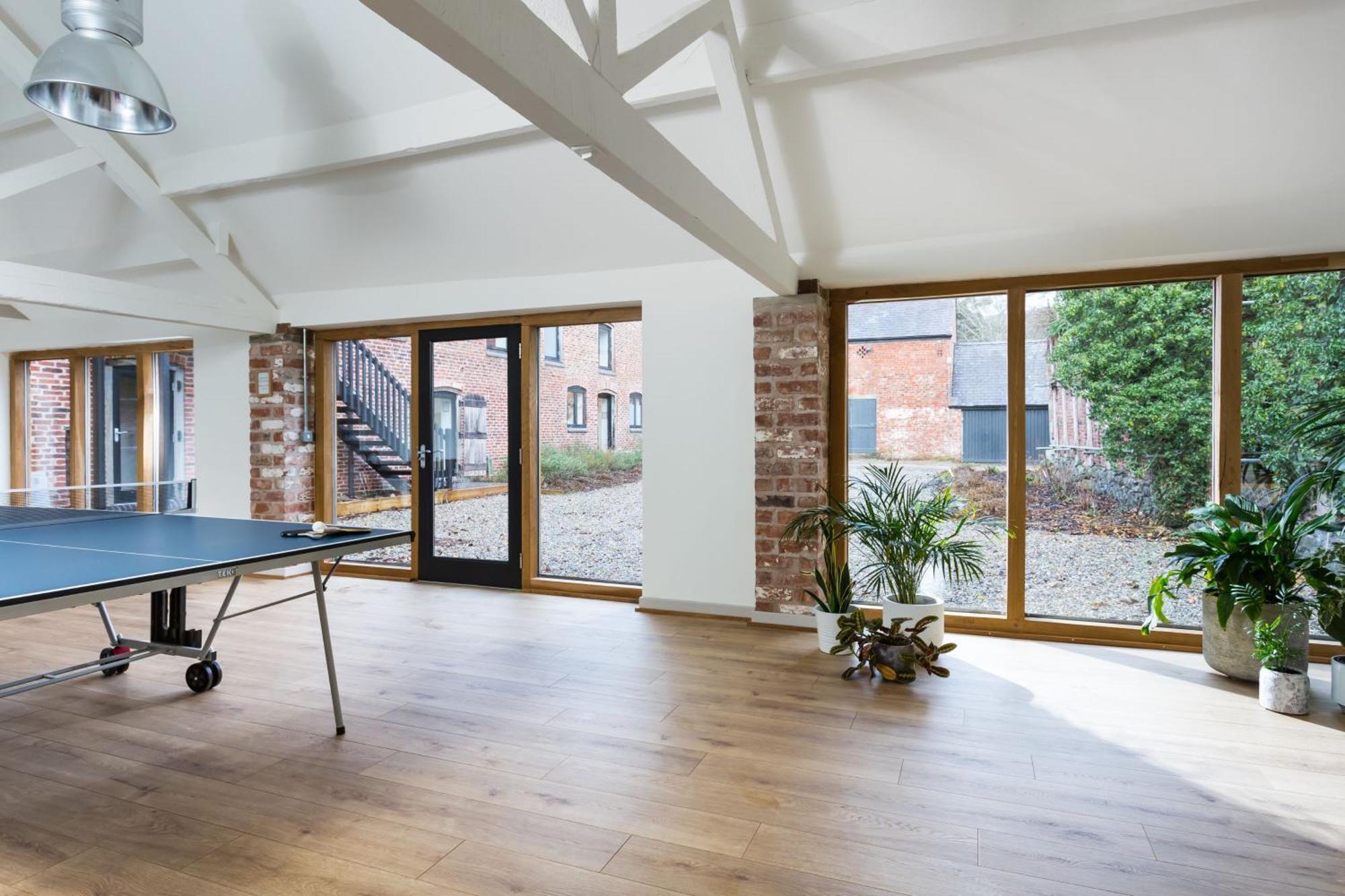 The Barn At Plas Ashpool Sleeps 8 Llandyrnog Exteriér fotografie