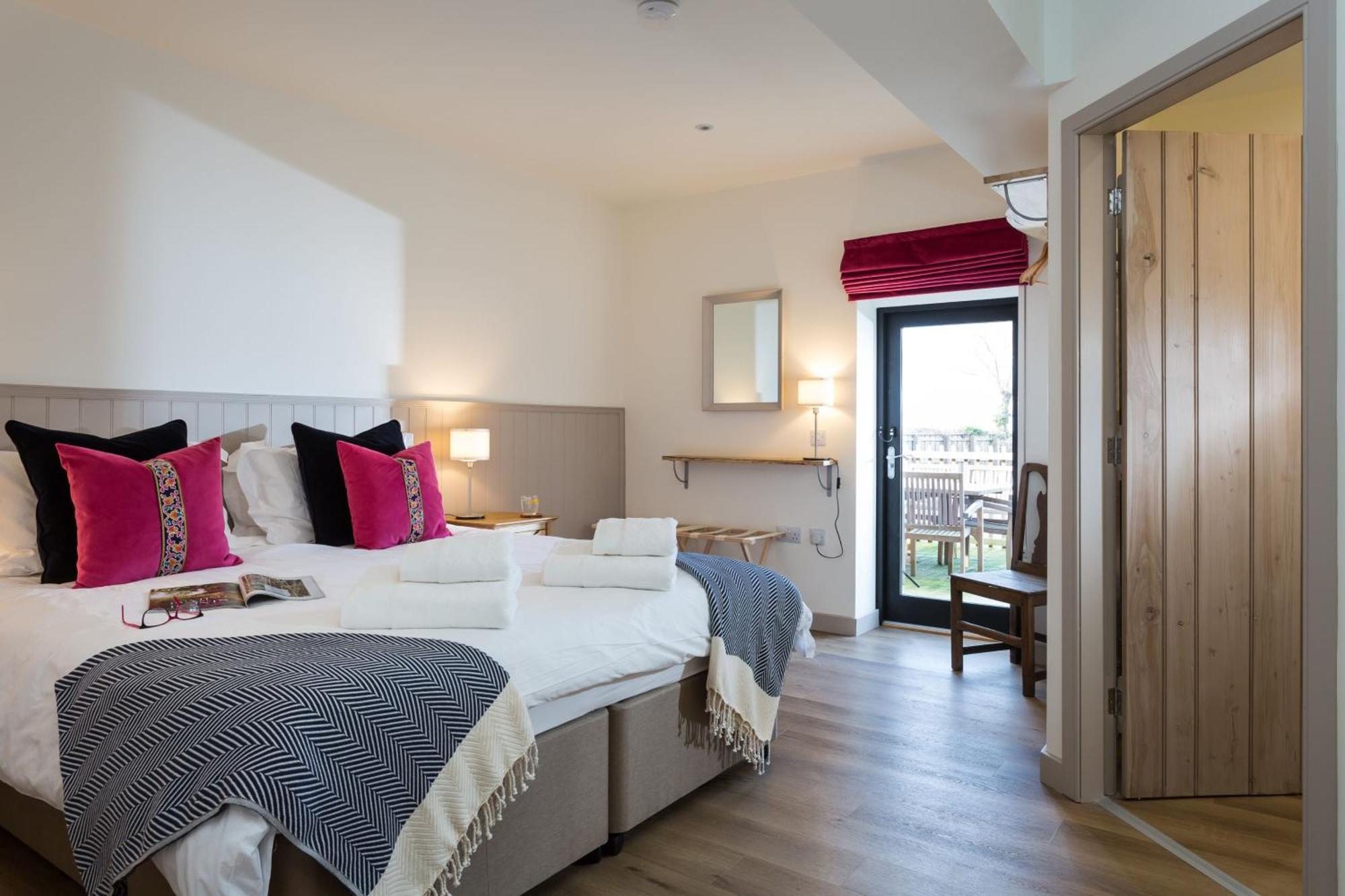 The Barn At Plas Ashpool Sleeps 8 Llandyrnog Exteriér fotografie