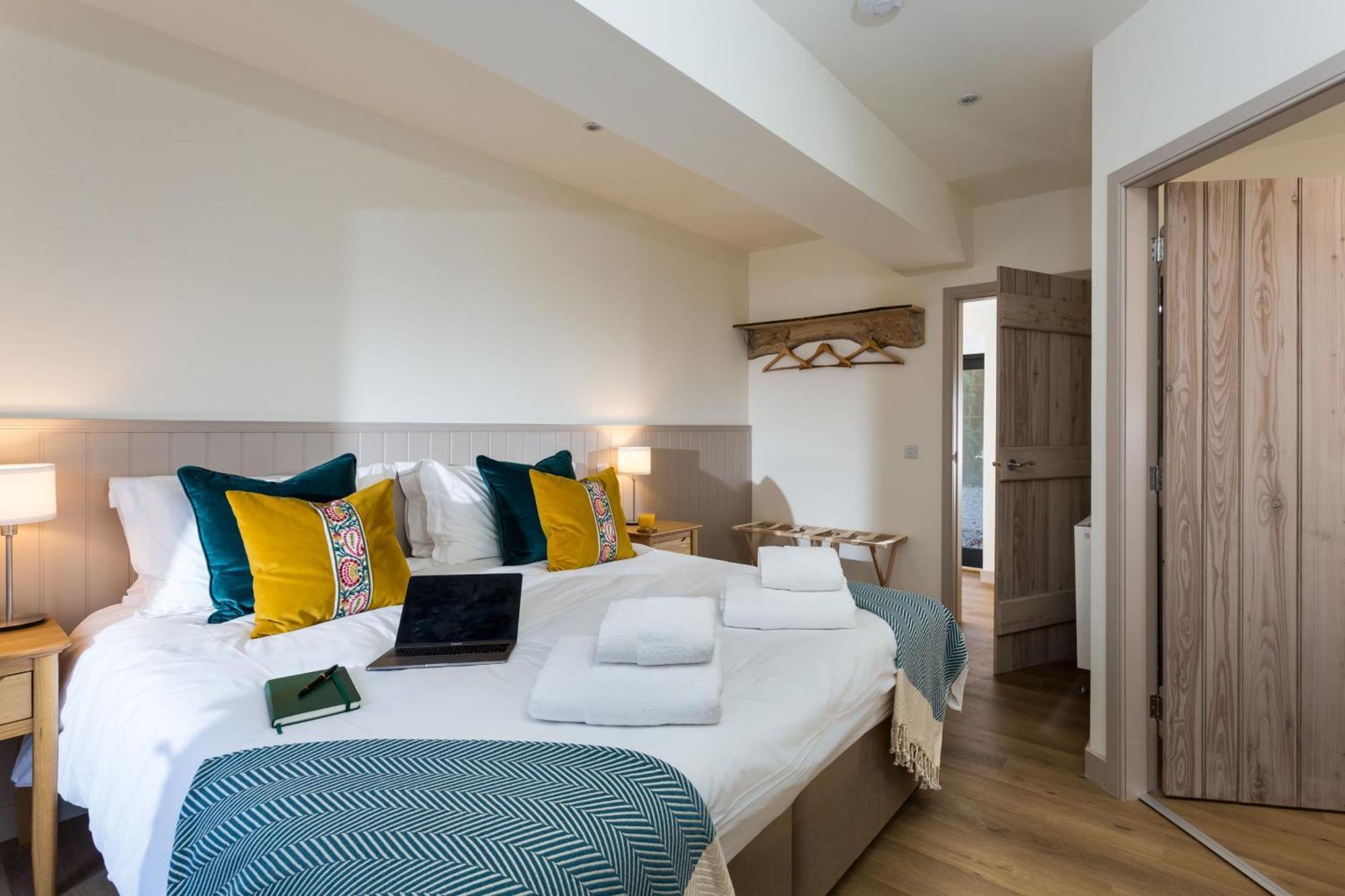 The Barn At Plas Ashpool Sleeps 8 Llandyrnog Exteriér fotografie