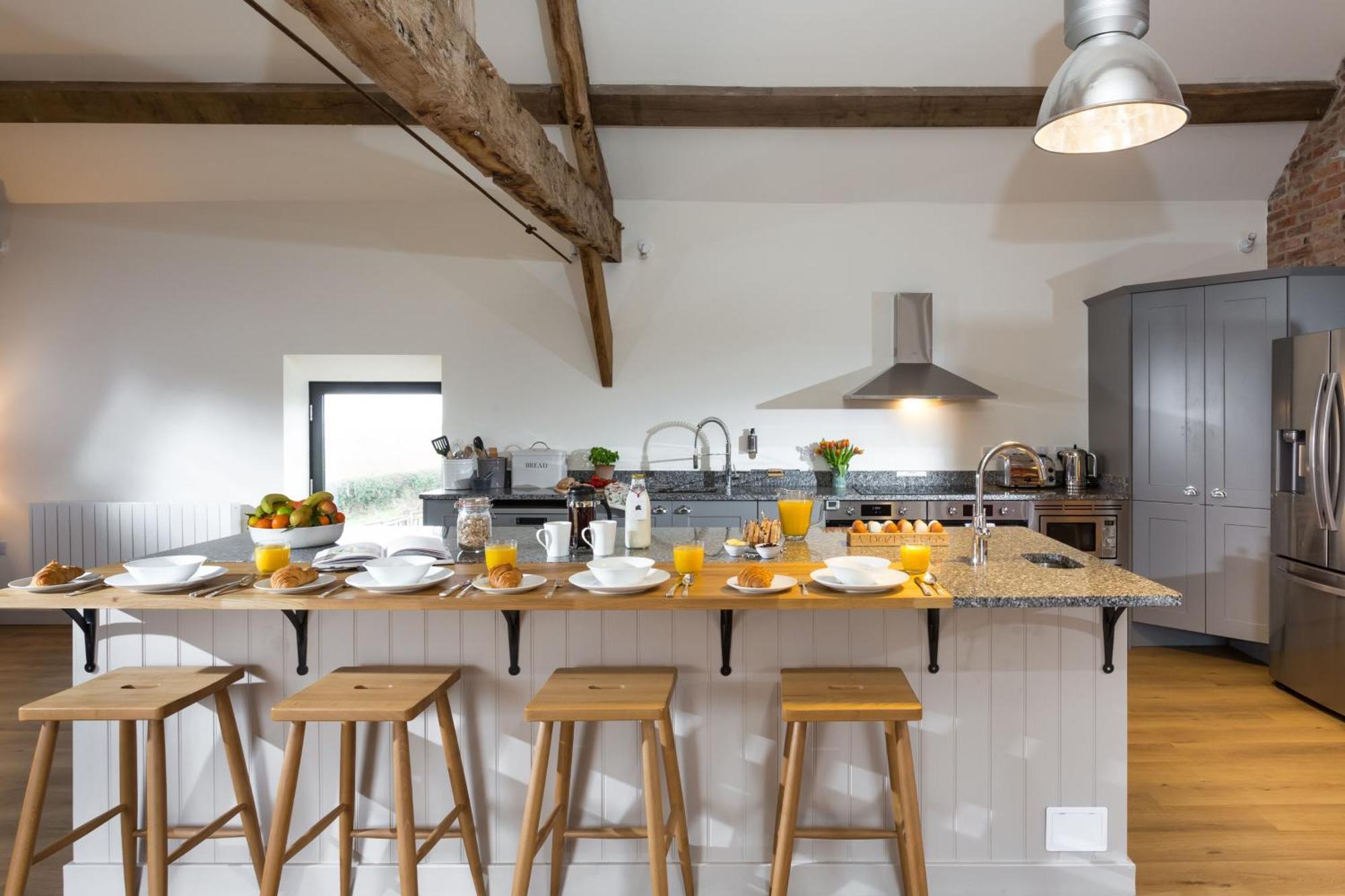 The Barn At Plas Ashpool Sleeps 8 Llandyrnog Exteriér fotografie