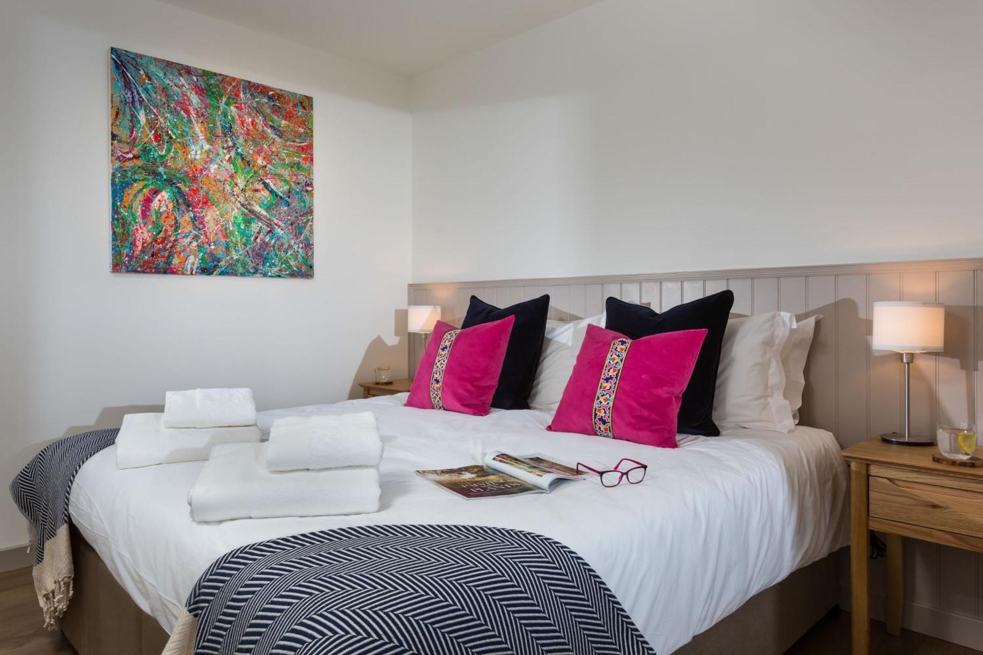 The Barn At Plas Ashpool Sleeps 8 Llandyrnog Exteriér fotografie